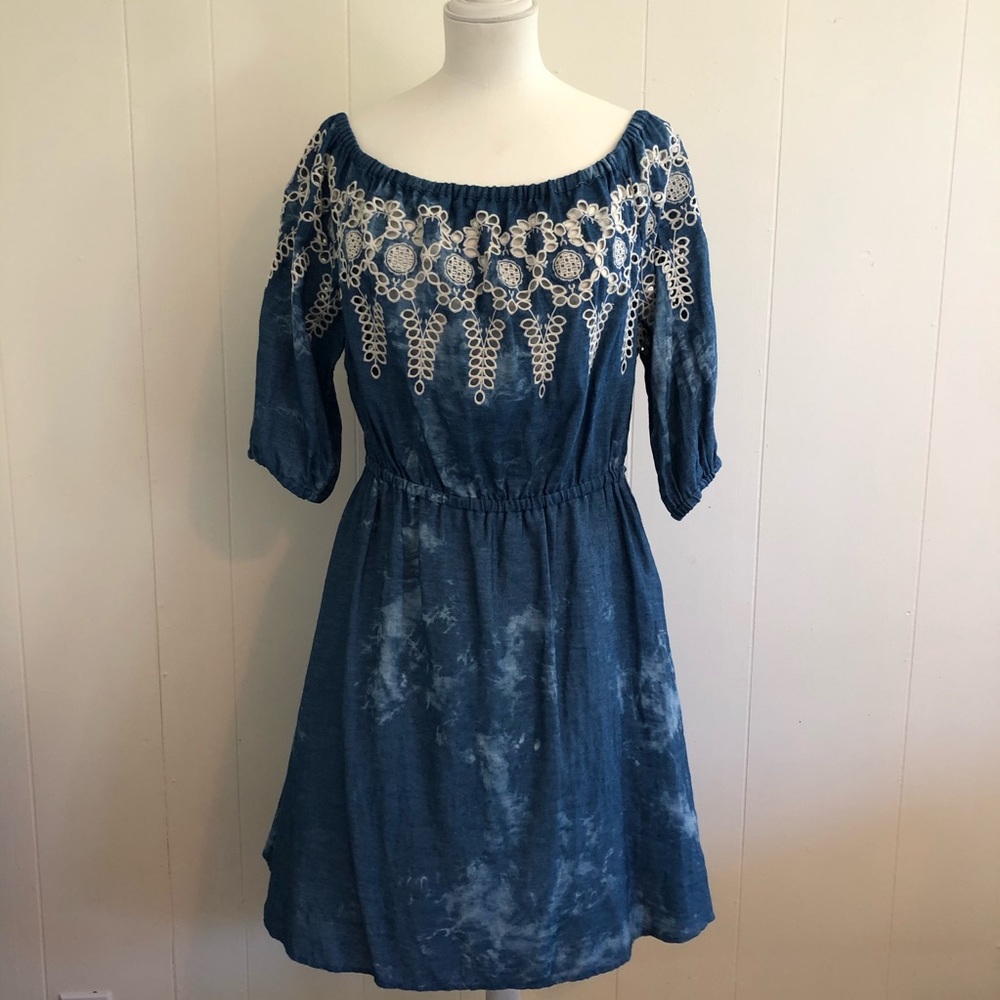 & Other Stories Embroidered Denim Dress size 10